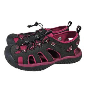 Keen Women's Black and Pink Outdoor Sandals